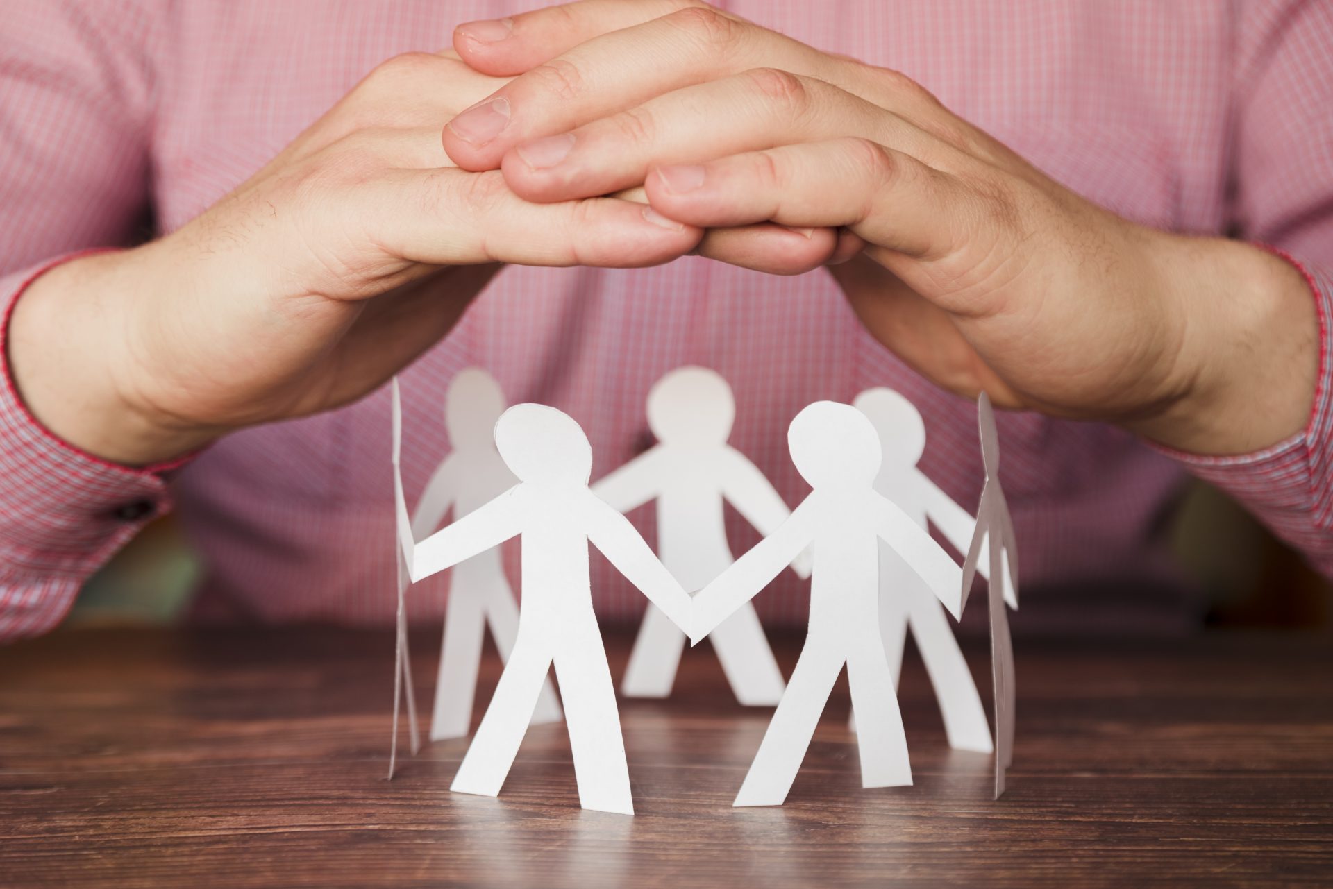 Vigilance partagée et protection collective : illustration d’une culture sécurité fondée sur la coopération et la prévention des risques au travail.